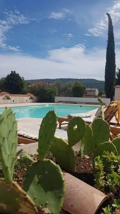 Casa de vacaciones para 4 personas, con jardín y piscina - 1