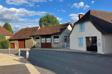 Gîte pour 4 personnes, avec jardin, animaux acceptés à Saint-Cyr-les-Champagnes