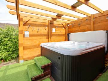 Cottage for 8 People in Flintshire, North-Wales, Photo 2