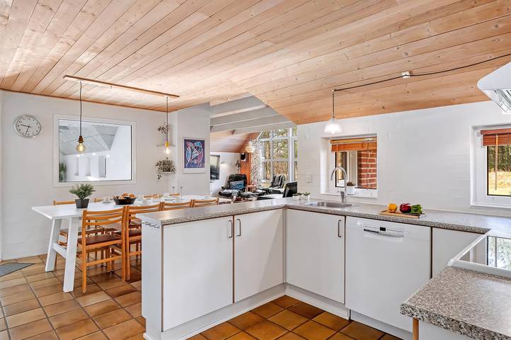 Stunning home in Nørre Nebel w/ Wifi, 4 Bedrooms and Indoor swimming pool in Nørre Nebel, Varde
