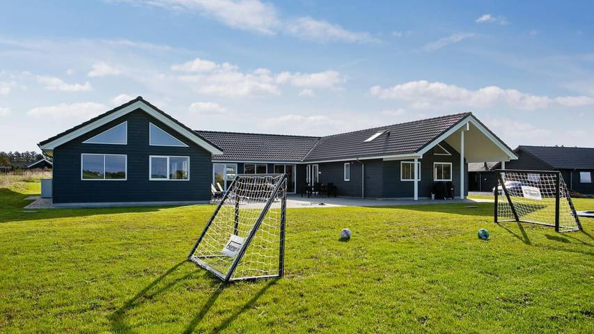 Ferienhaus für 24 Personen, mit Sauna