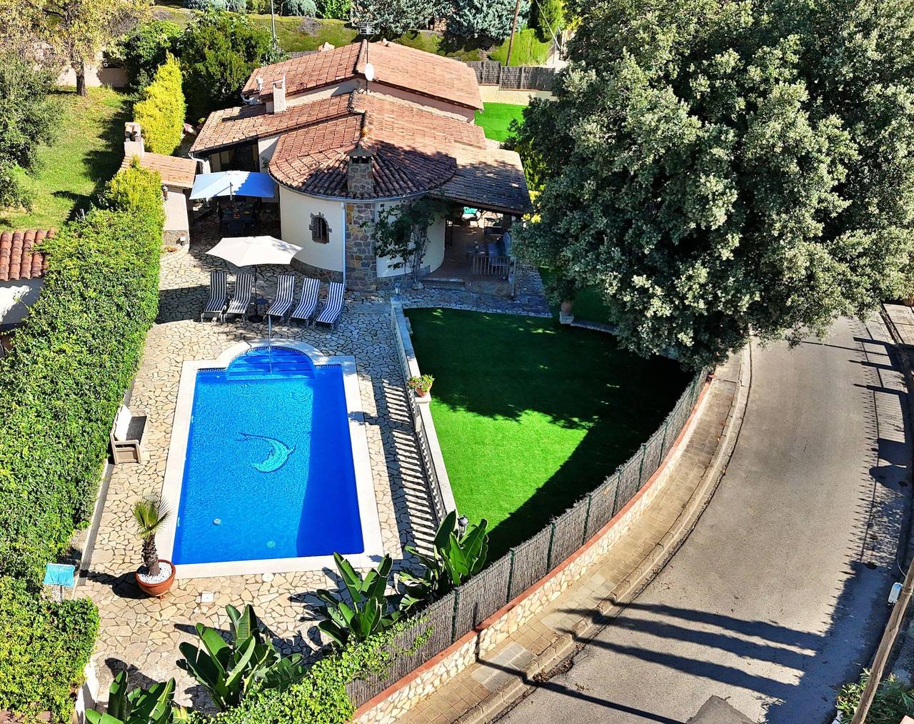 Villa Casa Marsa, nueva casa disponible con aire acondicionado y piscina in Cabanyes, Calonge