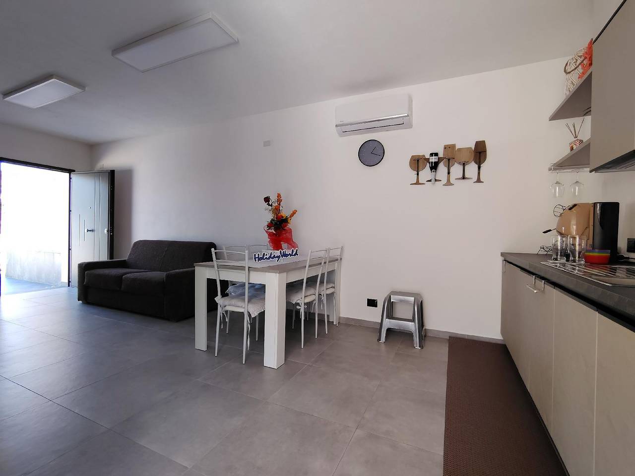 Entire holiday apartment, Villa Luna Blu by Holiday World in Trabia, Palermo Province