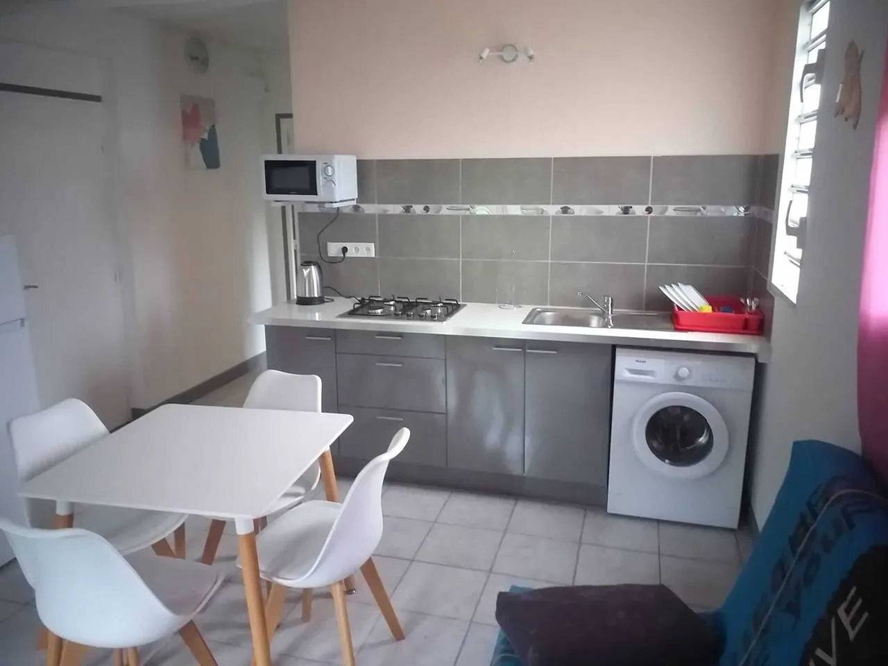 Apartamento entero, Acogedor apartamento en Ducos, 37 m², jardín privado in Ducos (Martinica), Martinica