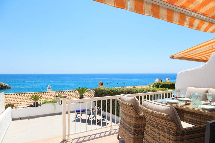Holiday home for 7 people, with garden and children pool as well as terrace in Salou