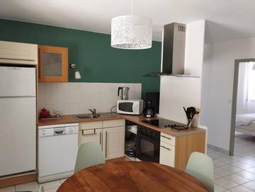 Location de vacances pour 7 personnes, avec terrasse, animaux acceptés à Le Poujol-sur-Orb