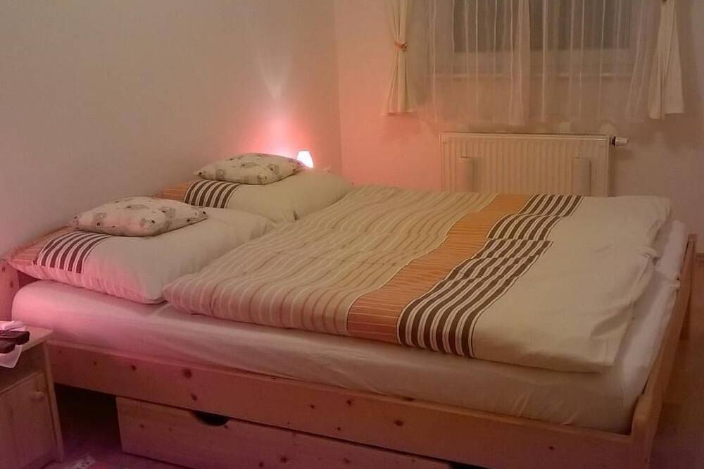 Ganze Wohnung, Fewo mit Balkon in Bük, Komitat Eisenburg