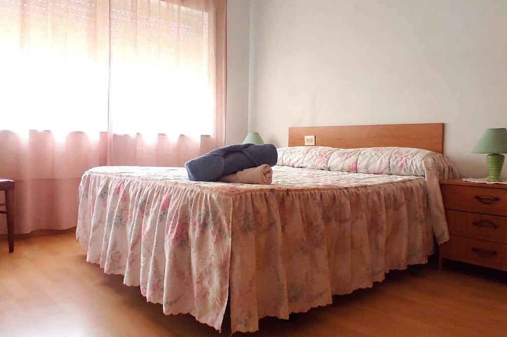 Entire apartment, Zentrum Camariñas 2 in Camariñas, Costa da Morte