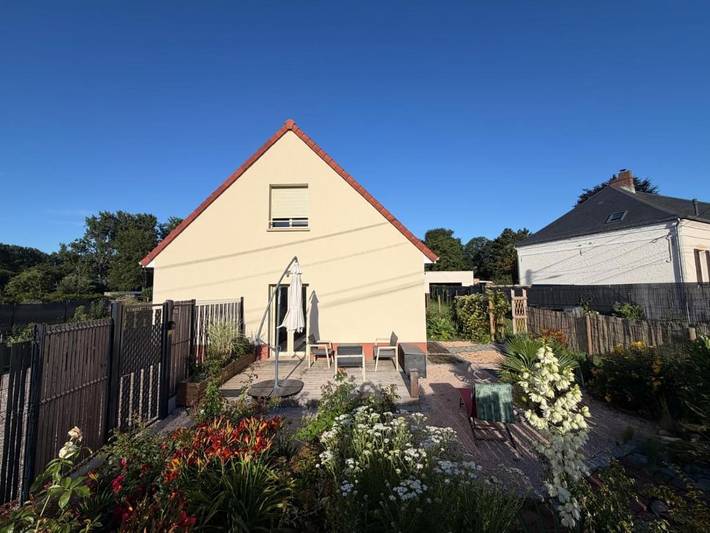 Location de vacances pour 5 personnes, avec vue et jardin à Vaudricourt