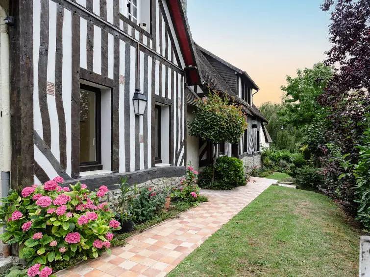 Maison 9 Personnes in Touques, Région de Lisieux