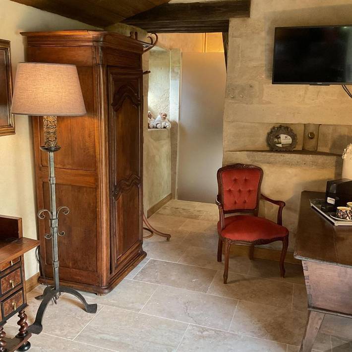 Chambre d’hôte pour 2 personnes, avec jacuzzi ainsi que piscine et jardin dans Allier - 4