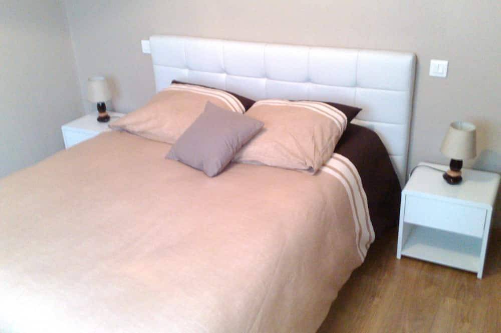 T3 - Ground floor - With swimming pool - Classification 5 * furnished accommodation in Piana-Francia, Ajaccio e dintorni