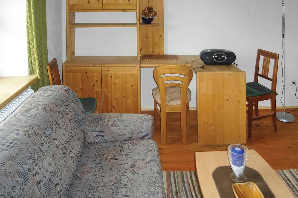 Entire apartment, Gemuetliche Ferienwohnung in Ehrwald, Ammergau alps (Austria)