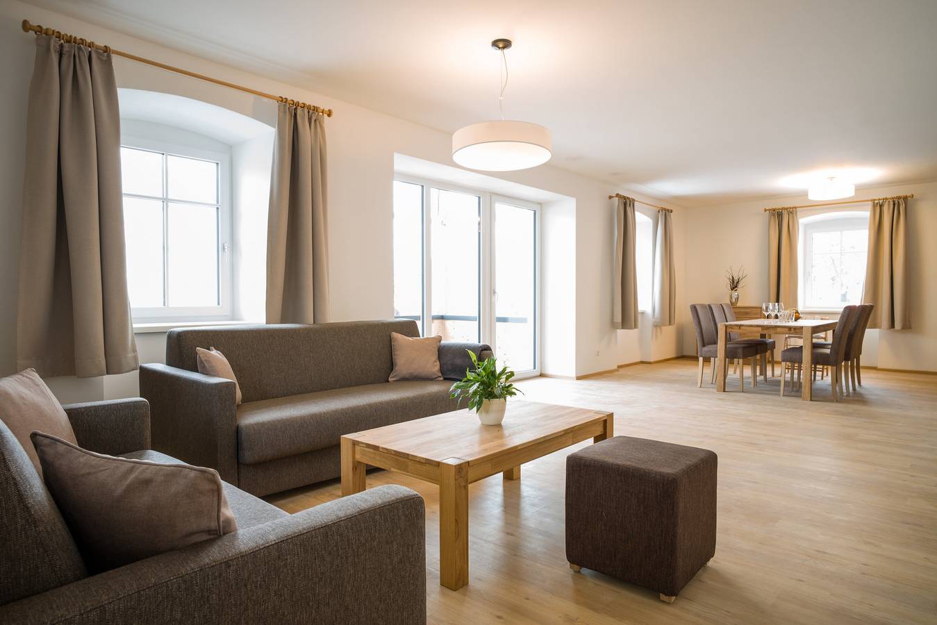 Ganze Wohnung, Lake view suites Villa Julia - Garden Suite in Zell am See (Stadt), Zell am See