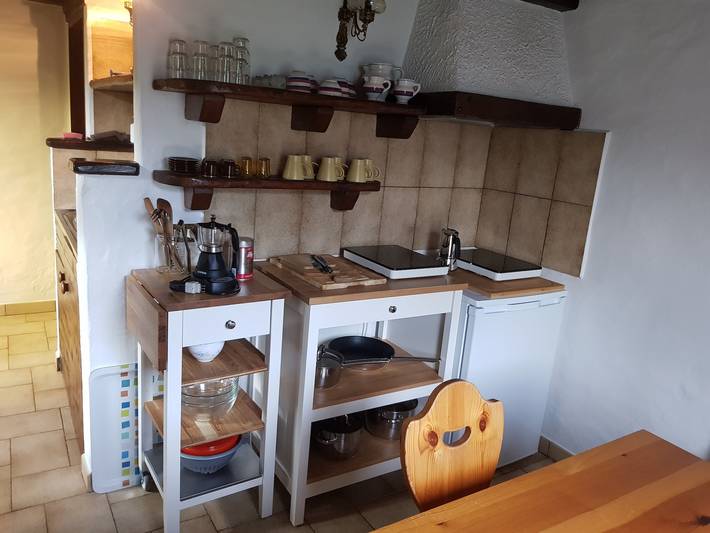 Casa Piccola Holiday Home with Mountain View, Private Garden, and Wi-Fi in Falmenta, Valle Cannobina