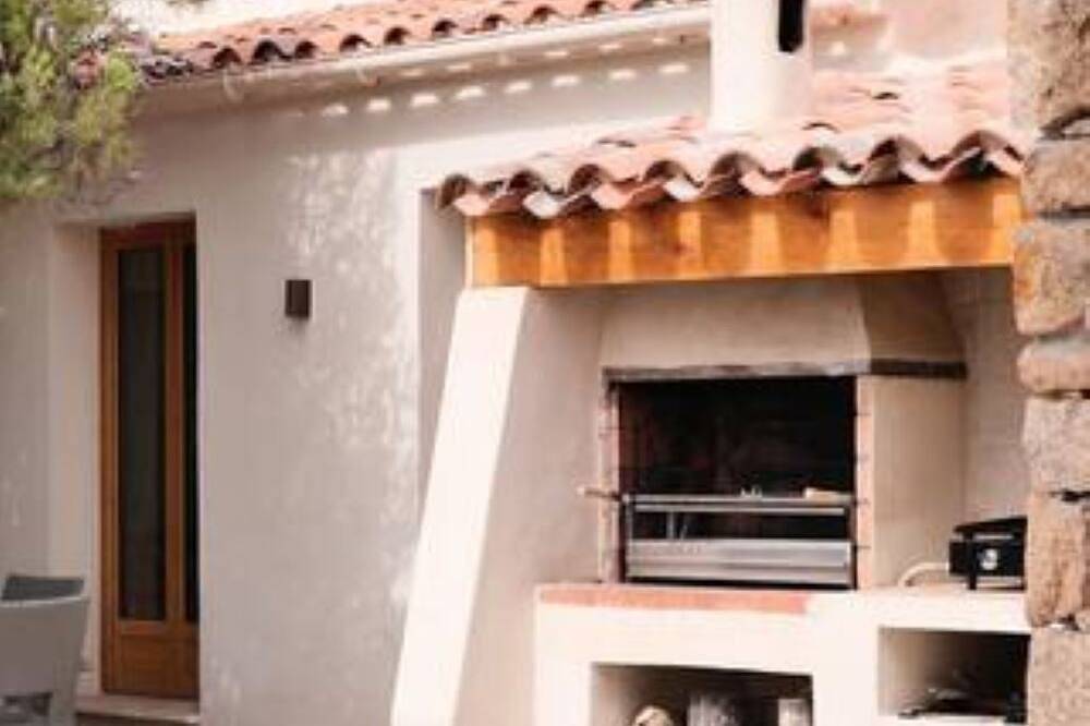 Gulf of Ajaccio Villa Sea View Waterfront in Isolella, Pietrosella