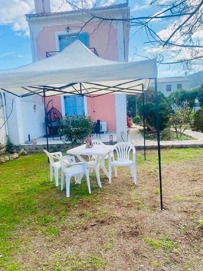 Gîte pour 2 personnes, avec terrasse et vue, animaux acceptés à Galaxidi - 4