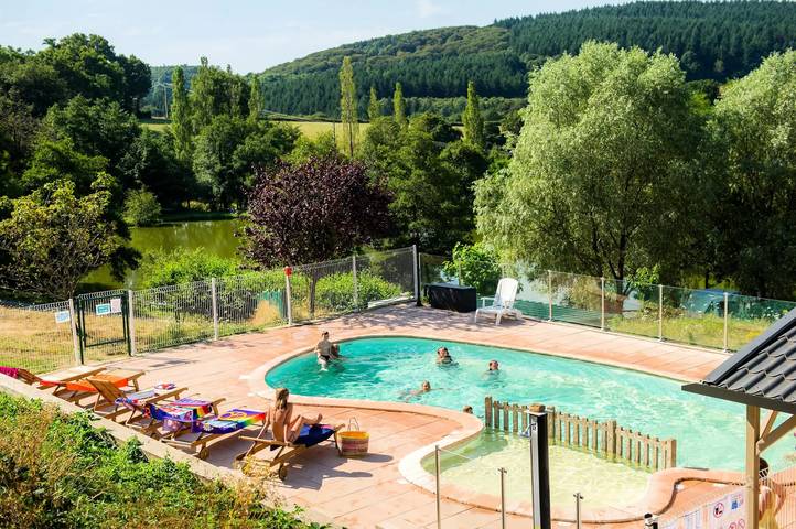 Camping voor 5 personen, met Terras en Uitzicht in Bourgondië