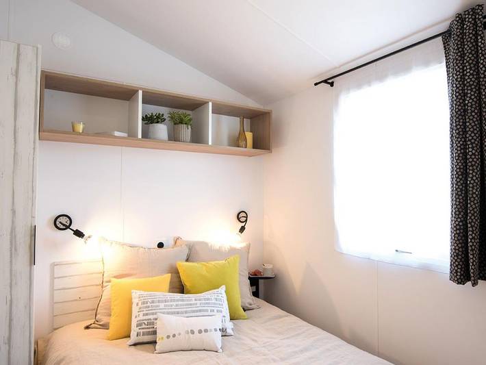 Mobil home pour 8 personnes, avec terrasse et piscine, animaux acceptés dans Plage De La Paree Du Jonc - 4