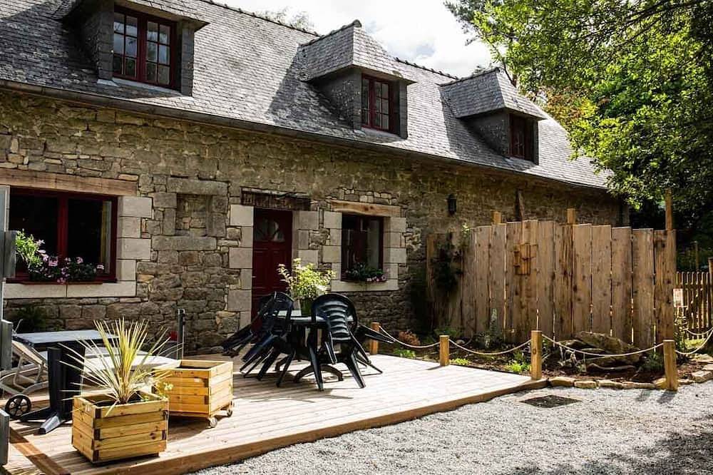 Gites de charme au centre Bretagne pour 6 personnes in Plouray, Région de Pontivy