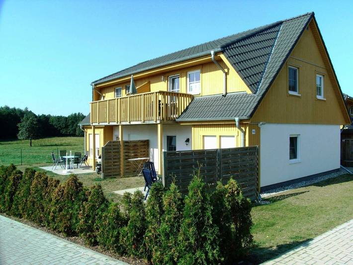 Ferienwohnung für 5 Personen, mit Terrasse und Garten, kinderfreundlich in Koserow