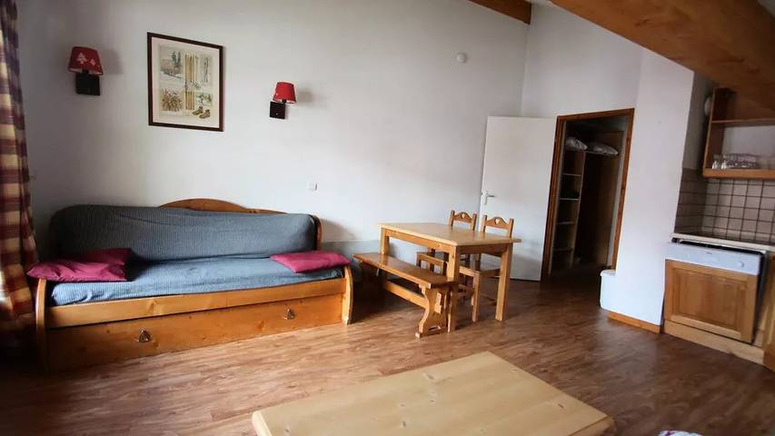 Gîte pour 4 personnes, avec Balcon et Piscine ainsi que Sauna et Vue à Puy-Saint-Vincent - 2