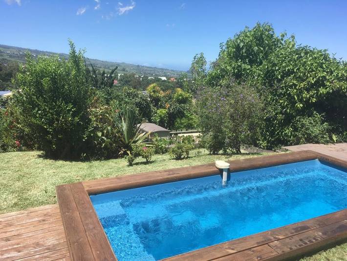 Chambre d’hôte pour 2 personnes, avec piscine ainsi que jardin et vue
