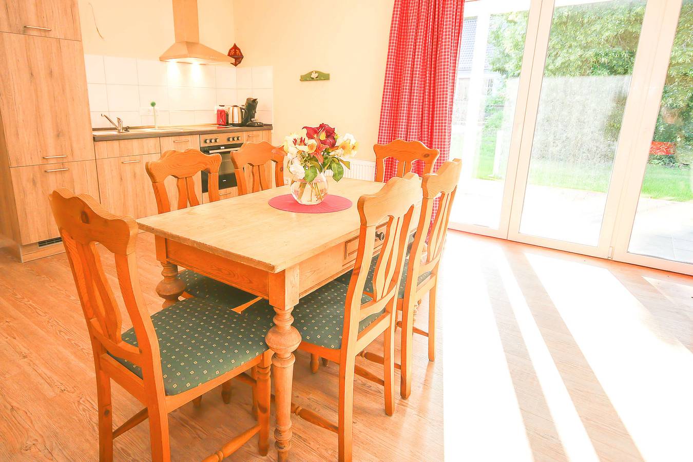 Ganze Wohnung, Ferienwohnung für 4 Personen mit Balkon/Terrasse in Gransee, Ruppiner Seenland