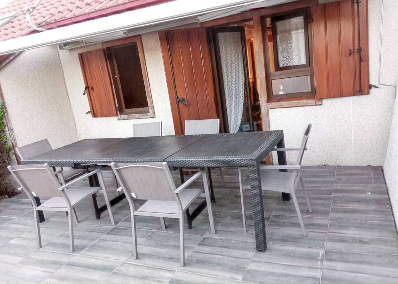 Chalet confortable à Giffaumont-Champaubert avec terrasse in Lac de Der-Chantecoq (Giffaumont-Champaubert), Giffaumont-Champaubert