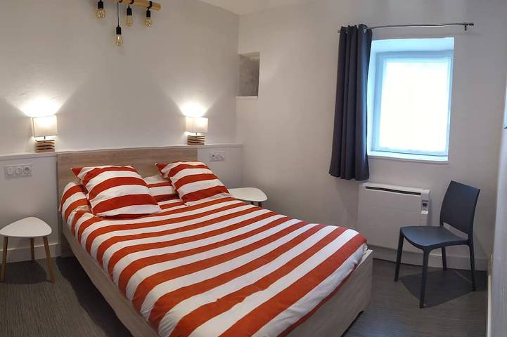 Gîte pour 6 personnes, avec jardin, animaux acceptés à Plouguin - 2