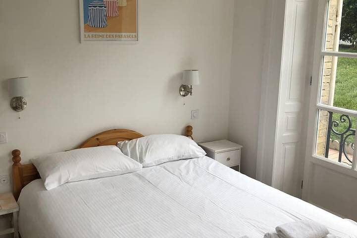 Entire apartment, Family apartment by the beach in Trouville-sur-Mer, Lisieux region