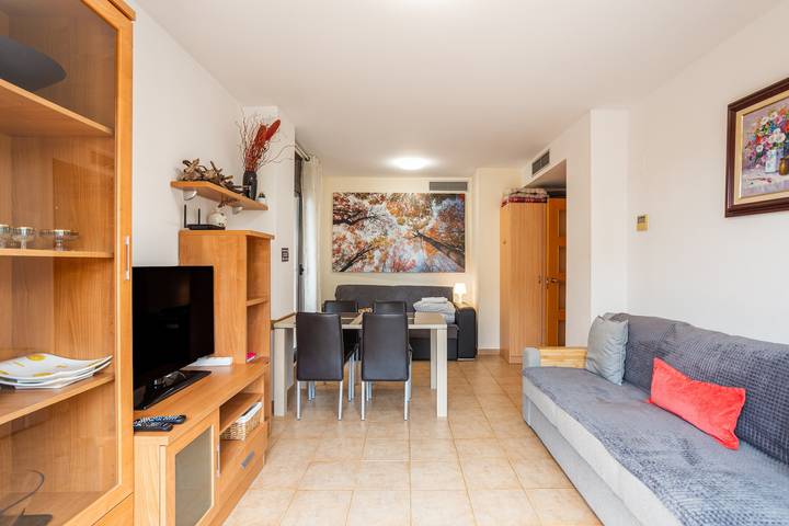 Apartamento entero, Apartamento 'Loreto Go2lloret' con vistas al mar, Wi-Fi y aire acondicionado in Central Lloret de Mar, Lloret de Mar
