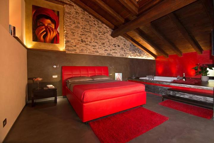 Maison d’hôte pour 2 personnes, avec jacuzzi à Pieve di Teco