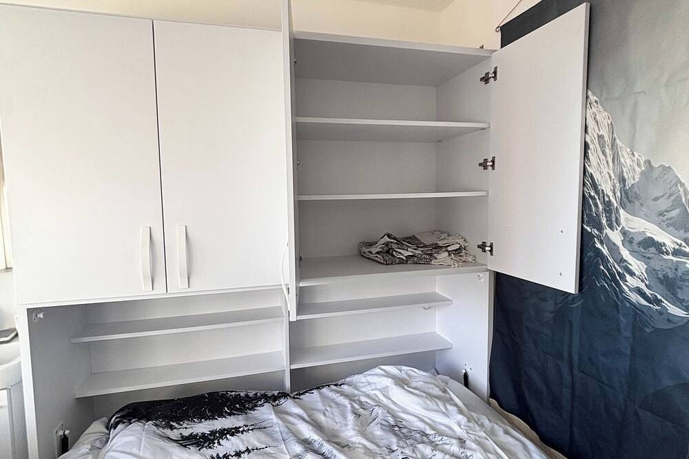 Appartamento intero, Room in Pully with washing machine - Grape Place Bellevue in Pully, Lago Lemano