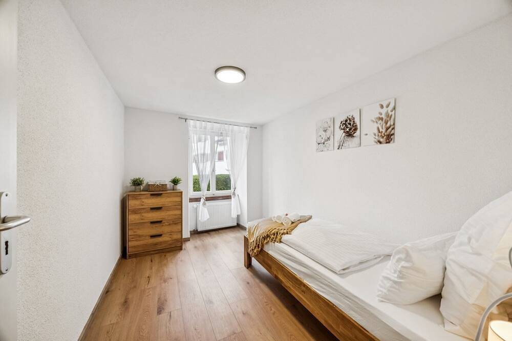 Ganze Wohnung, Remo l Altstadtidyll am Walensee #1 – Balkon I nahe Bhf. + Autobahn I Parkplatz in Weesen, Walensee