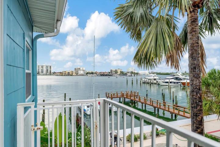 Apartment for 2 people, with yard in Clearwater