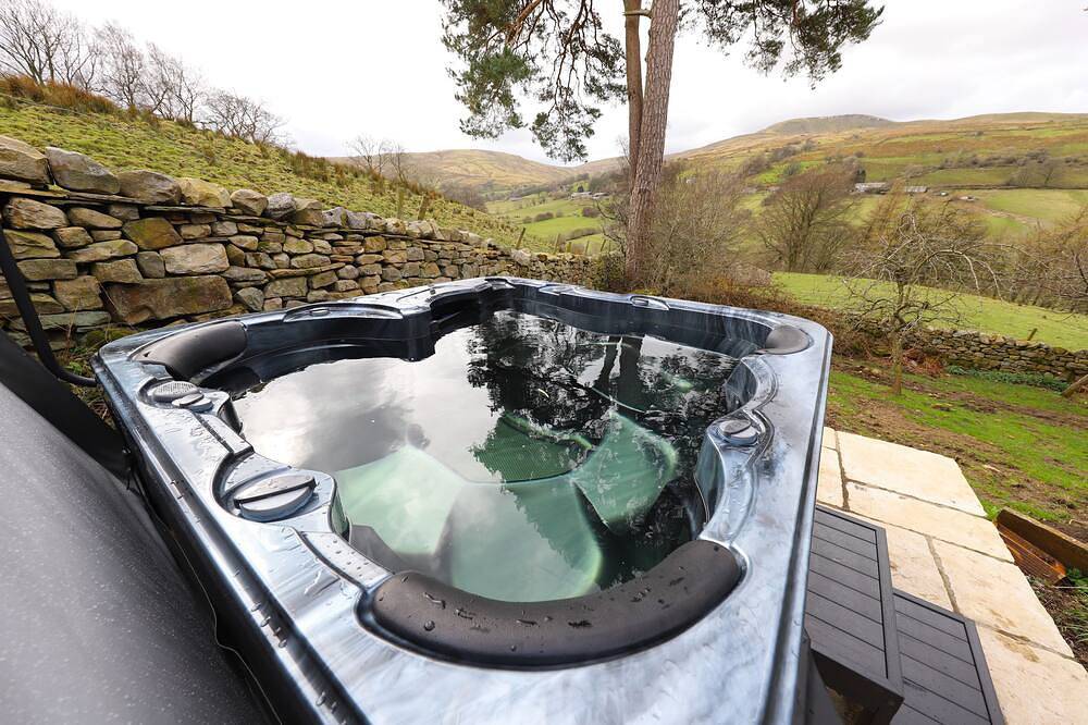Deepdale, Nr Dent, Yorkshire, The Yorkshire Dales, England - Sleeps 6 in Yorkshire Dales National Park