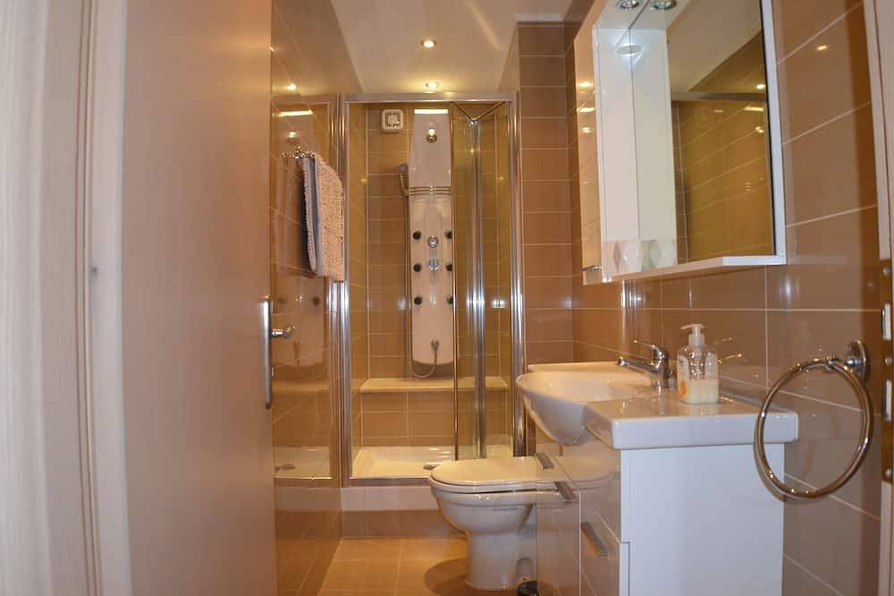 Beautiful Modern Cretan Villa overlooking the Mirabello Bay in Elounda, Lasithi