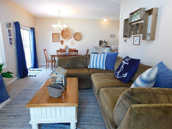 Vacation rental for 8 people, with pool and balcony in New Buffalo