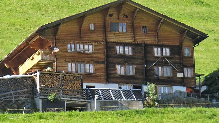 Ferienwohnung für 9 Personen, mit Balkon in Frutigen