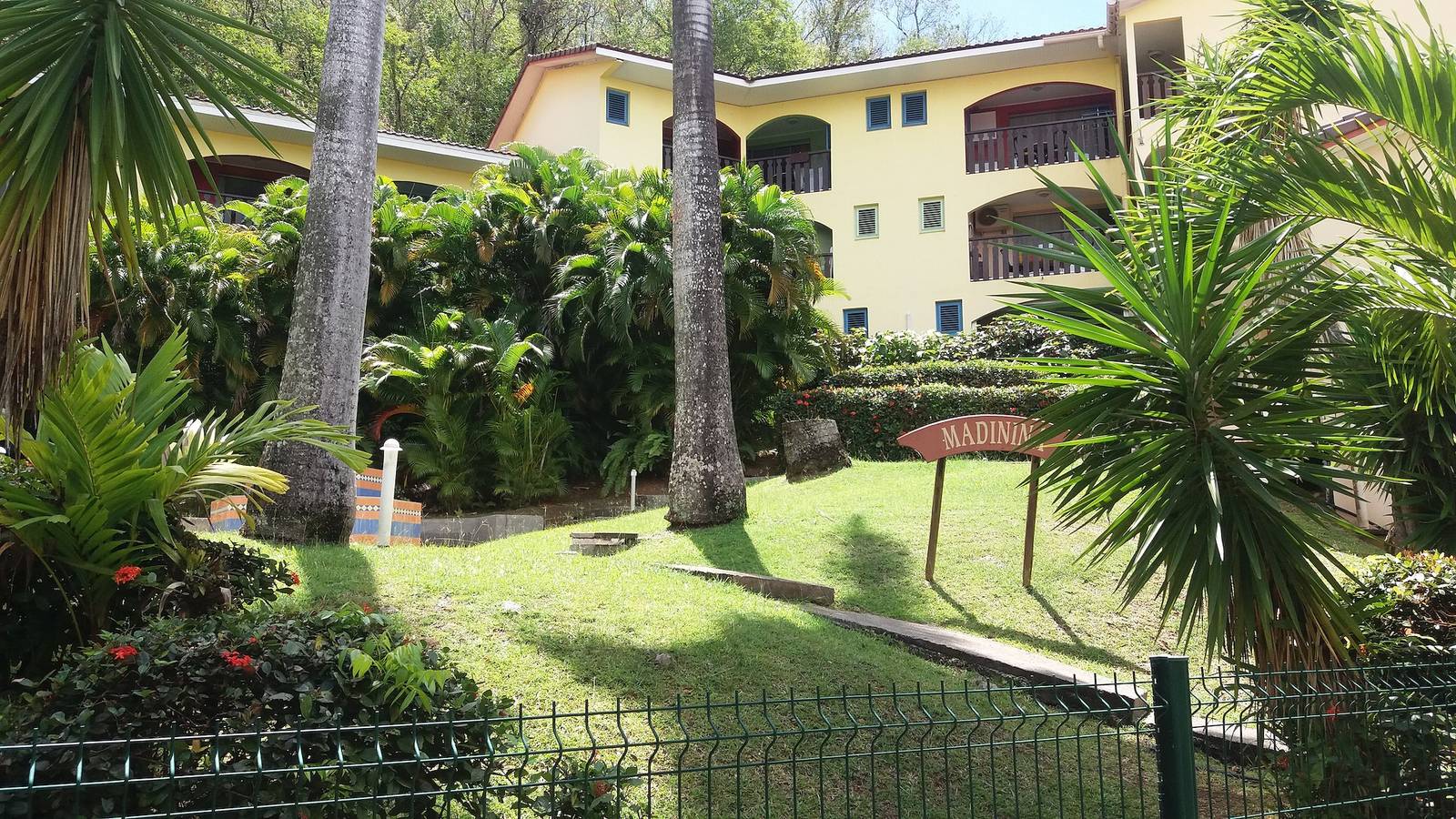 Estudio entero, Encantador Estudio en Sainte-Anne con Piscina Privada, 25 m² in Martinica