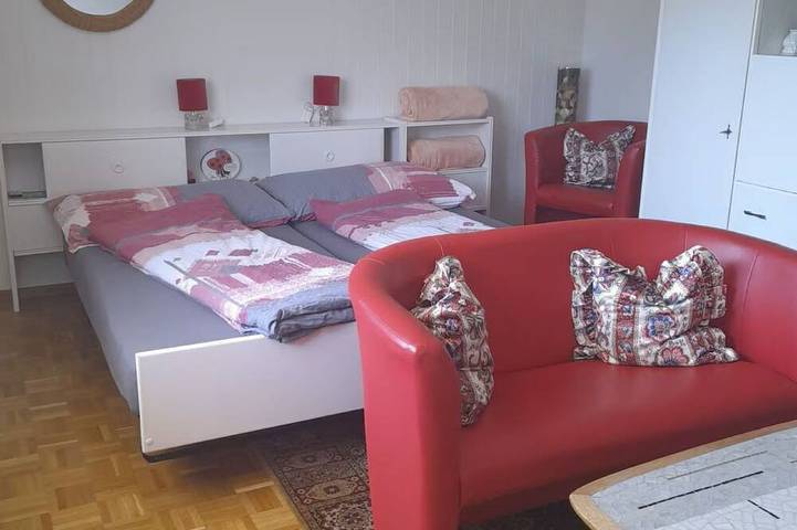 Ganze Wohnung, Charmantes Chalet Apartment mit Aussicht in Sarnen, Pilatus