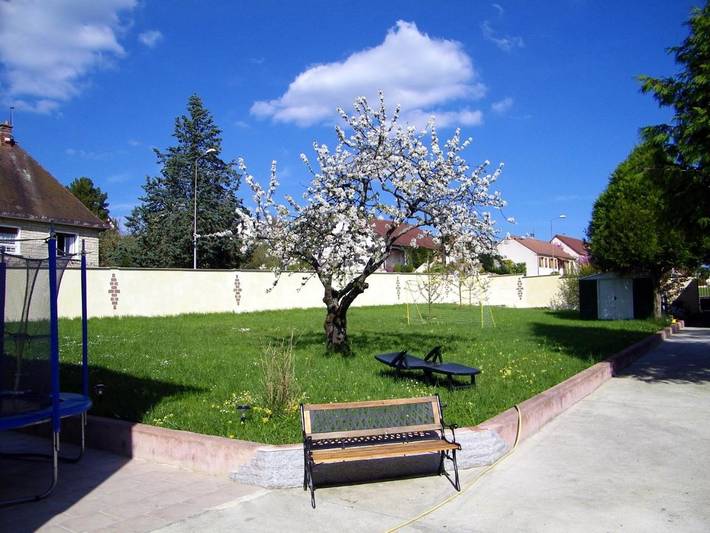 Gîte pour 3 personnes, avec jardin à Joigny - 4