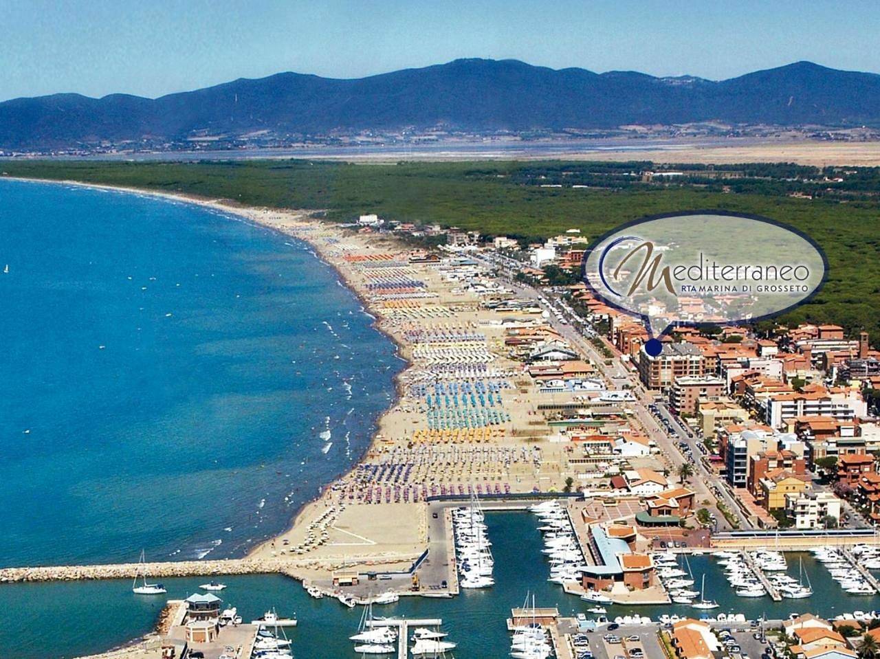 Residence Mediterraneo - Ombrellone incluso dal 23 maggio al 20 settembre in Marina di Grosseto, Grosseto