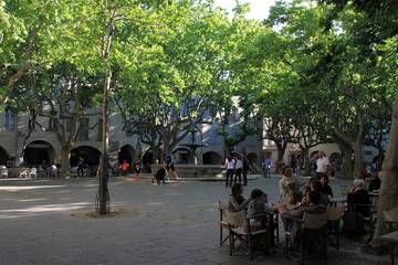Appartement De Vacances pour 4 Personnes dans Uzès, Région de Nîmes, Photo 2