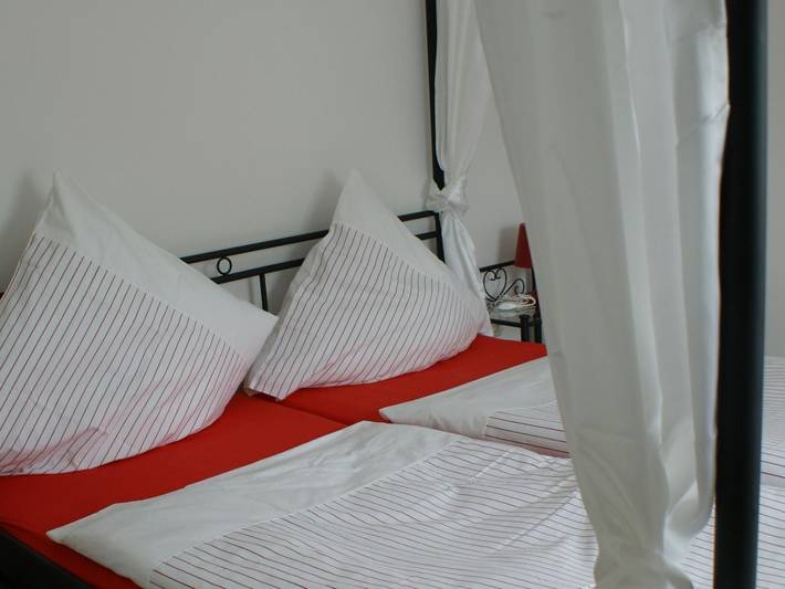 Ferienwohnung für 2 Personen, mit Terrasse und Garten in Westerholz
