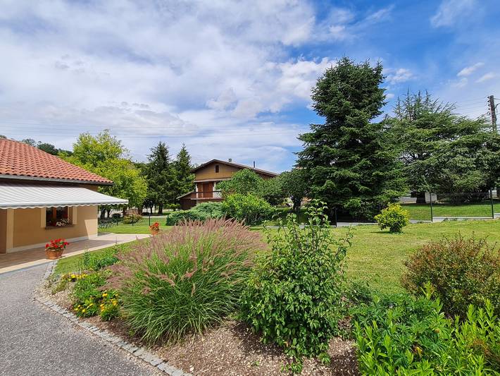 Gîte pour 4 personnes, avec Jardin à Bar-le-Duc