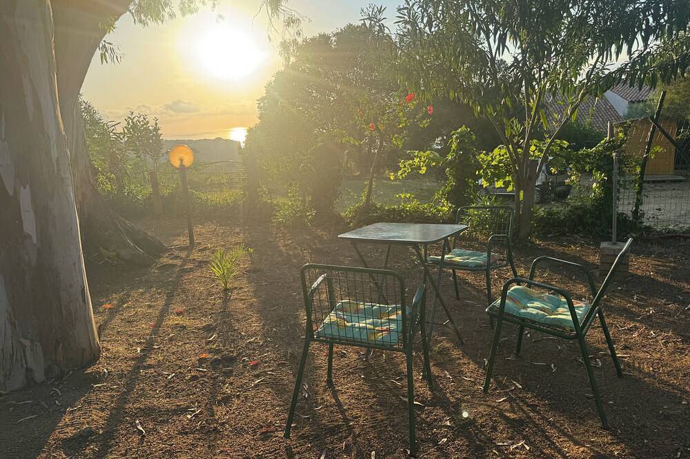 Appartamento intero, Casa mare, giardino con vista in Parghelia, Provincia di Vibo Valentia