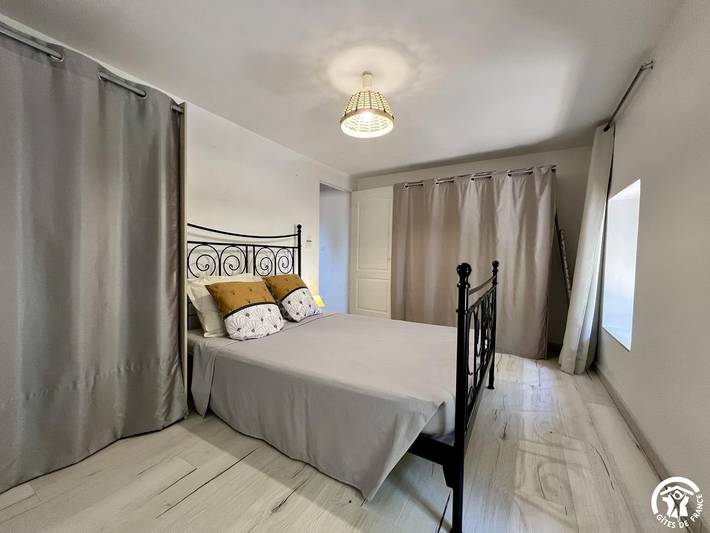 Gîte pour 4 personnes, avec sauna et jacuzzi ainsi que piscine et jardin à Canet - 3