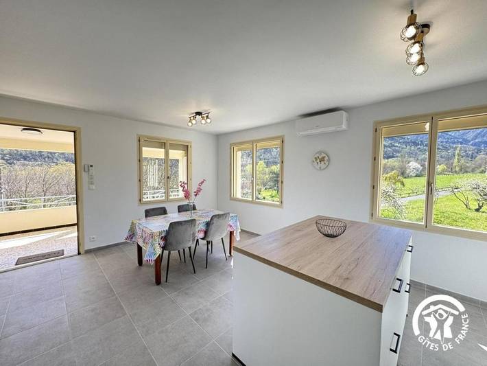 Location de vacances pour 4 personnes, avec Terrasse et Jardin à Fuilla